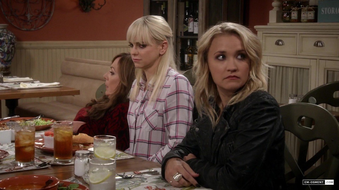 3x03 - Mozzarella Sticks and a Gay Piano Bar - 057 - Emily Osment ...